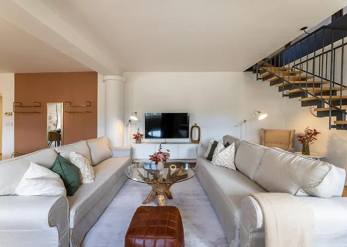 Luxury Retreat By Charles Bridge Apartmán *