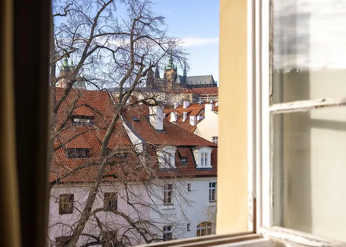 Luxury Retreat By Charles Bridge *