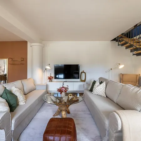 Luxury Retreat Near Charles Bridge By Easybnb Premium Apartment *