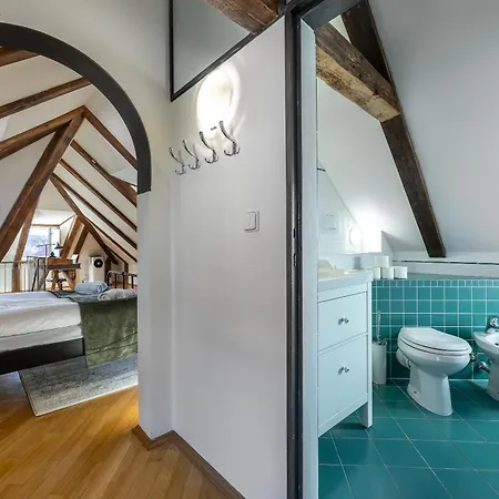 Luxury Retreat By Charles Bridge Praha