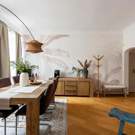 Apartmán Luxury Retreat By Charles Bridge Praha