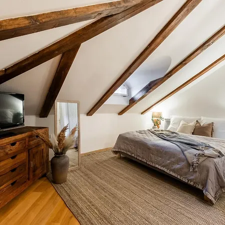 Διαμέρισμα Luxury Retreat Near Charles Bridge By Easybnb Premium