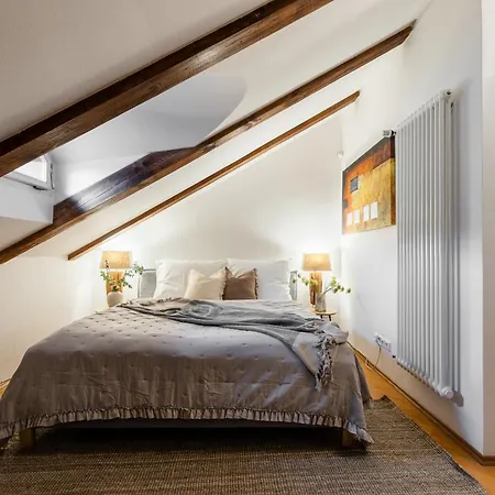Luxury Retreat By Charles Bridge * Praha