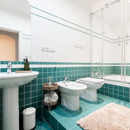 Luxury Retreat By Charles Bridge