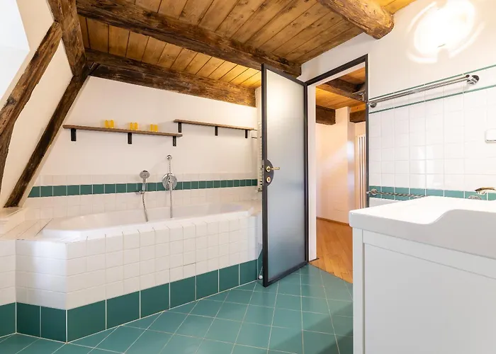 Luxury Retreat By Charles Bridge Appartement Praag
