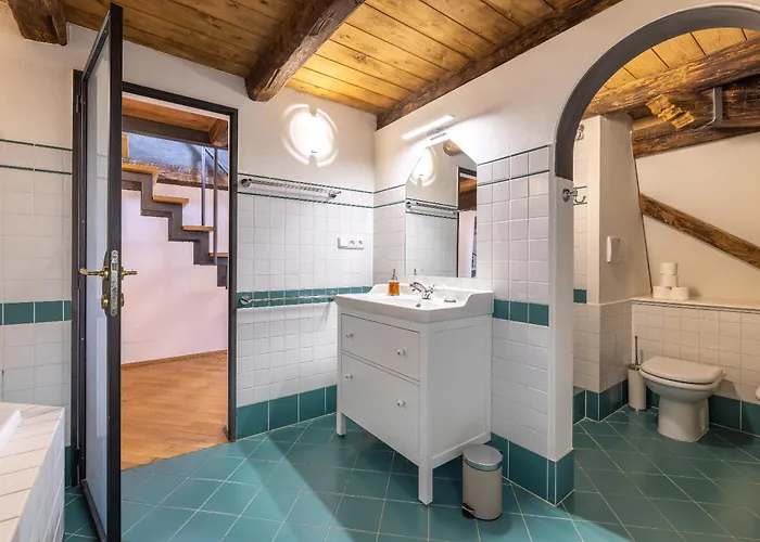 Luxury Retreat By Charles Bridge