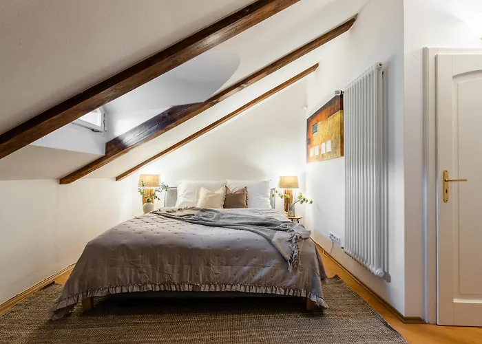 Luxury Retreat By Charles Bridge * Praag
