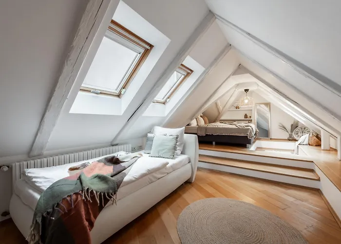Luxury Retreat By Charles Bridge Appartement