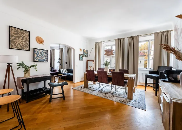 Luxury Retreat By Charles Bridge *