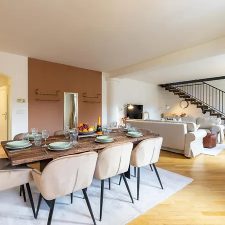 Luxury Retreat By Charles Bridge プラハ