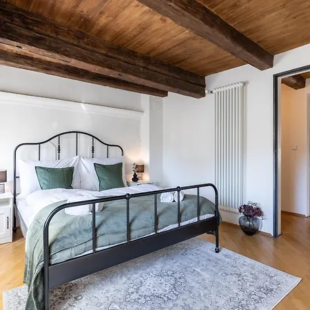 アパート Luxury Retreat By Charles Bridge